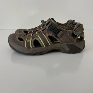 Teva Women’s Omnium Brown & Lime Water Hiking Sandals, size 6.5